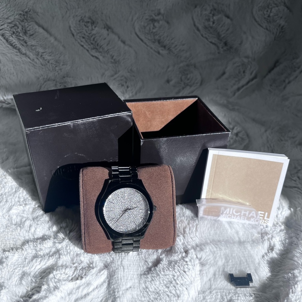 MICHAEL KORS MK4442 Slim Runway Analog Watch